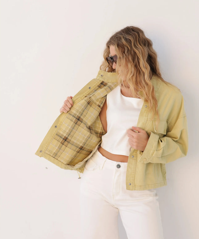 Kurtka damska jeansowa z podszewką w kratkę Yellow Denim niebieska