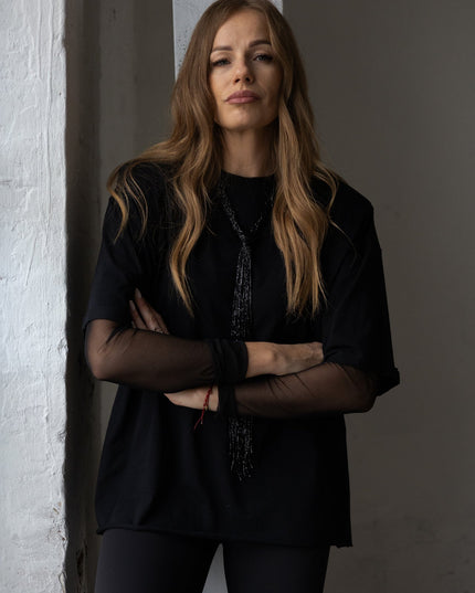 BLUZKA Z SIATECZKI MELANIA CZARNA - BLUMANIA
