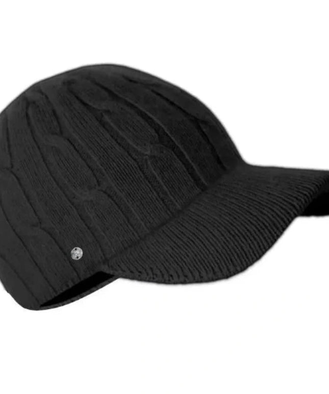 CZAPKA Z DASZKIEM FREEZI CZARNA - BLUMANIA