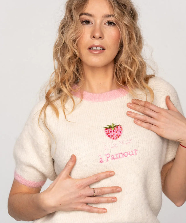 SWETER PAMOUR KREMOWY TRUSKAWKA