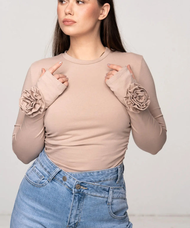 LONGSLEEVE MILA Z RÓŻĄ BEŻ