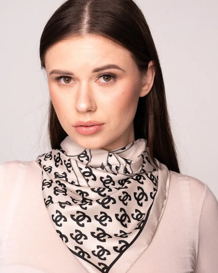 APASZKA W STYLU CHANEL BEŻOWO CZARNA