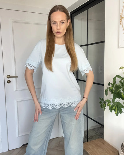 T-shirt Lucky błękitny z koronką Lemonada