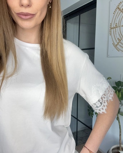 T-shirt Lucky śmietankowy z koronką Lemonada