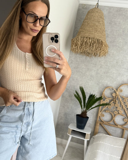 Top Emma w warkoczowy splot na ramiączkach beżowy