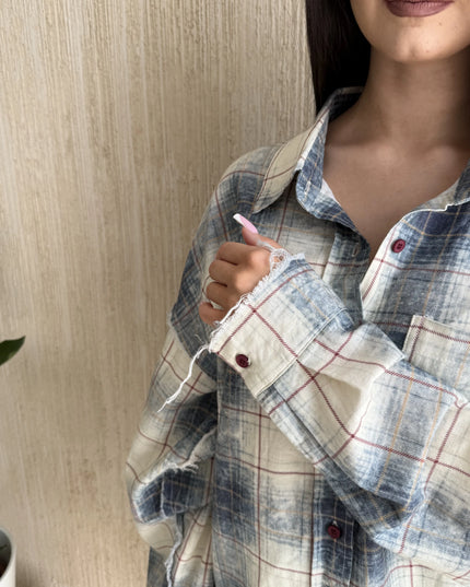 Koszula oversize w kratę z surowym wykończeniem Raw Check