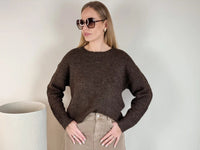 SWETER MUSSY CZEKOLADOWY