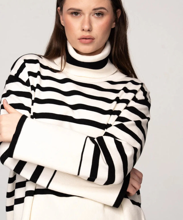 SWETER PASIAK Z GOLFEM - BLUMANIA